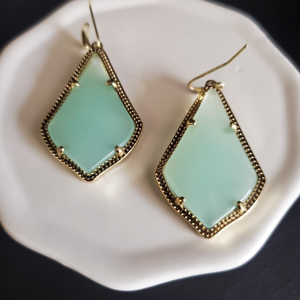 Kendra Scott Alex Chalcedony‎ Dangle Earrings in Gold Plated Frame Milky Green